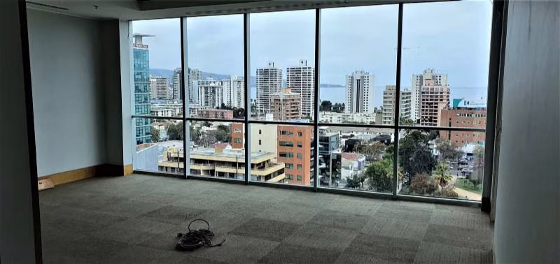 ARRIENDO OFICINA 445 MT2 PLAN VIÑA