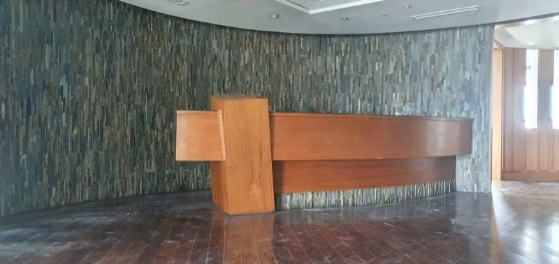 ARRIENDO OFICINA 445 MT2 PLAN VIÑA