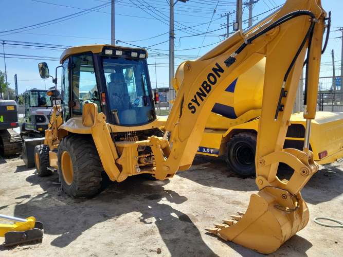 Retroexcavadora Symbon