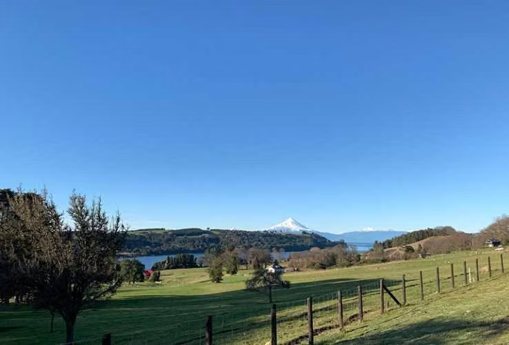 Parcelas con Vista a Volcanes, Frutillar (95540)