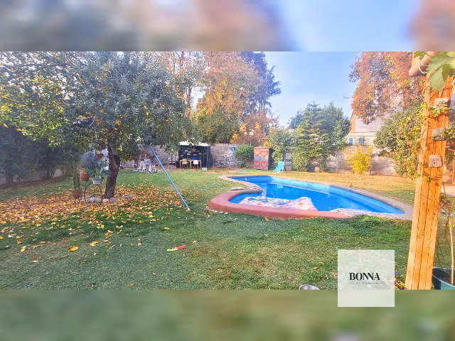 Hermosa propiedad en Venta en Exclusiva Zona de Vitacura