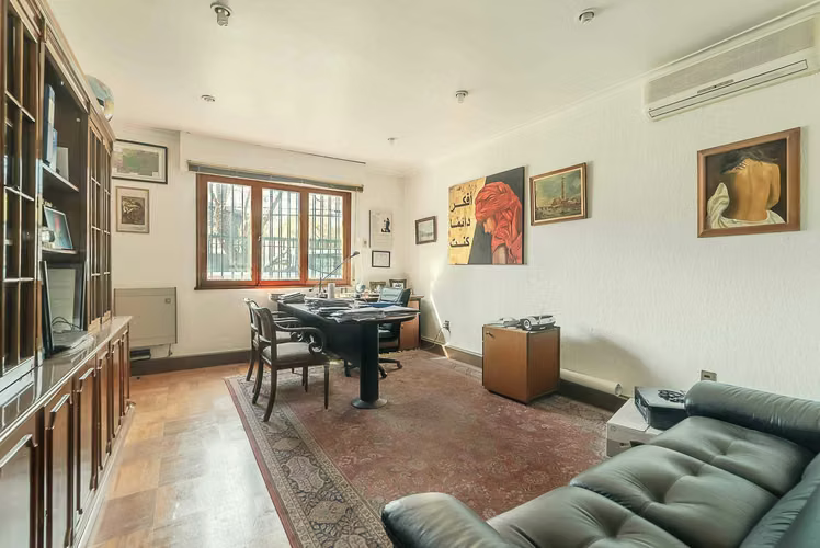 Metro Escuela Militar 9 dorm, 5 baños /300m2 (95582)