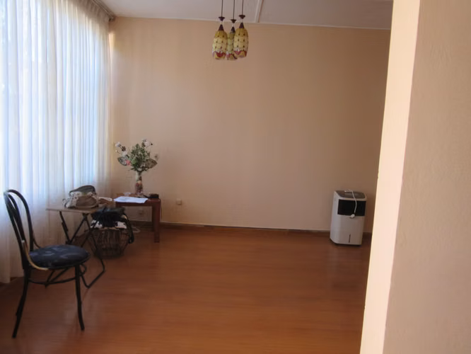 Cómoda y gran casa de 1 piso en Villa Alemana pasos centro.