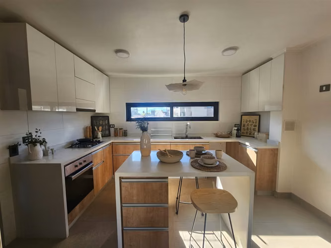 CASA Condominio Bosques de Nogales, Machalí