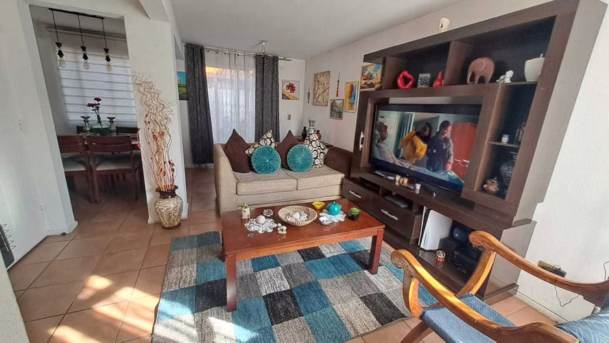 Se Vende Casa en Condominio en Puente Alto (95705)