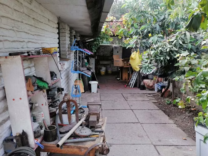 Se Vende propiedad en Avenida Principal (96195)