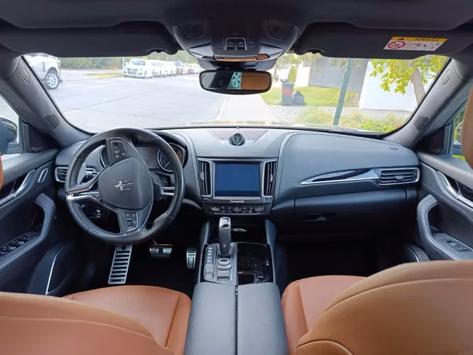 MASERATI LEVANTE 2020