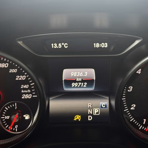 mercedes benz GLA 200