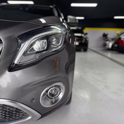 mercedes benz GLA 200