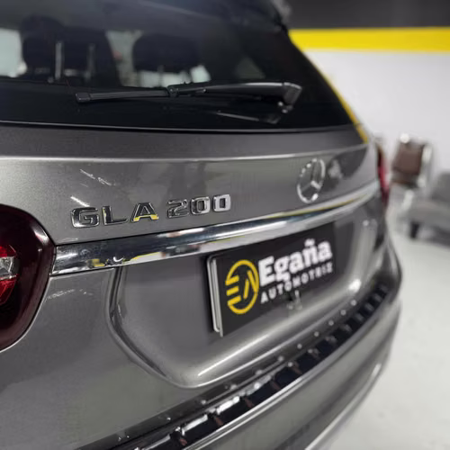 mercedes benz GLA 200