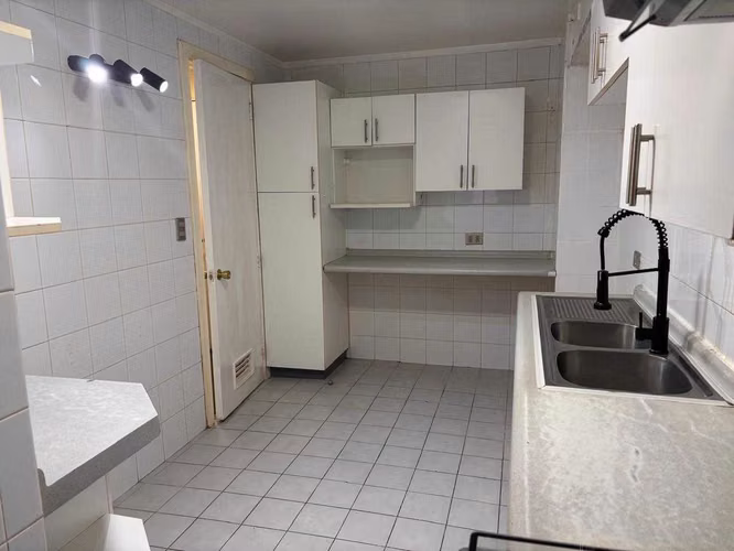 Arriendo en barrio Seminario (96857)