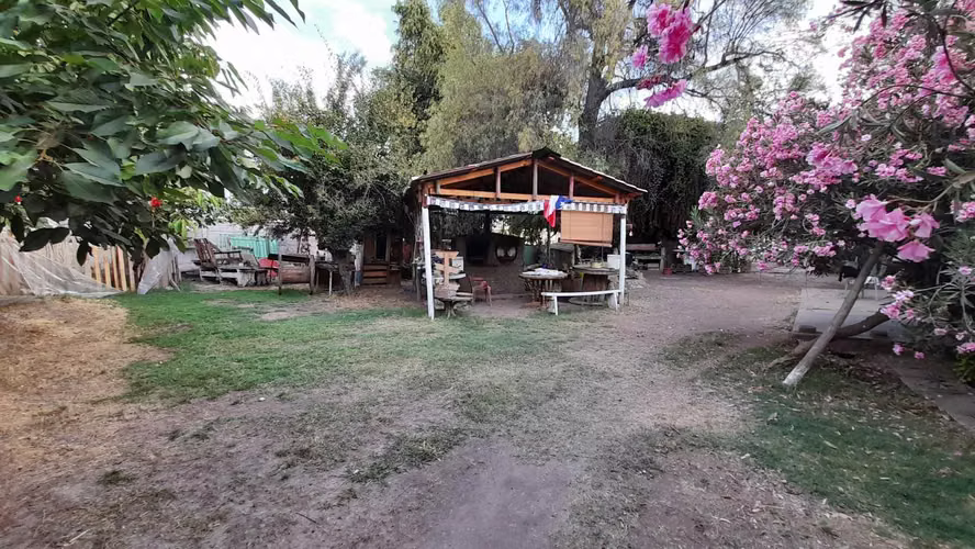 Gran terreno en sector industrial, La Pintana (97254)