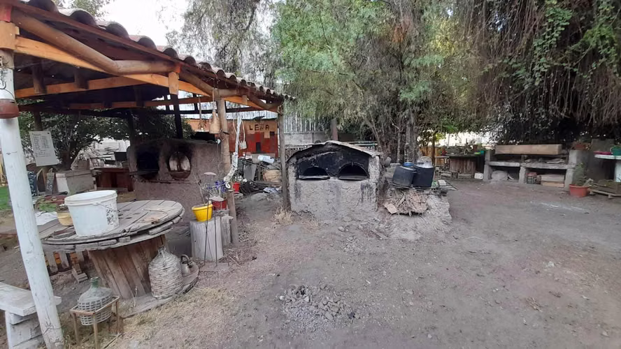 Gran terreno en sector industrial, La Pintana (97254)