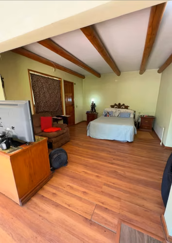 Camino a Lonquén- Av Calera de Tango/Condominio cerrado- 4 dormitorios 5.000mts2