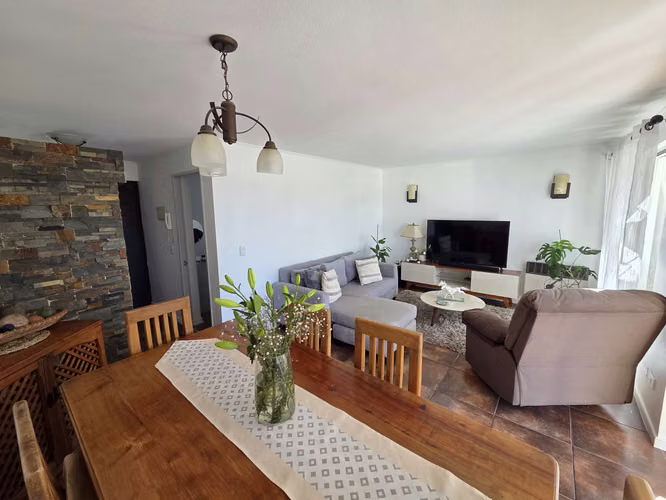 Hermosa Moderna Y Amplia Casa En Un Excelente Sector De Curauma