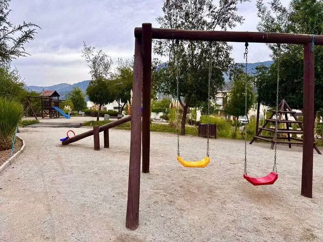 A PASOS DE COLEGIOS, MONTE TABOR Y CRAIGHOUSE (97692)