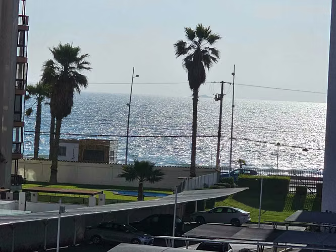 Depto. en venta a pasos de la playa (97809)