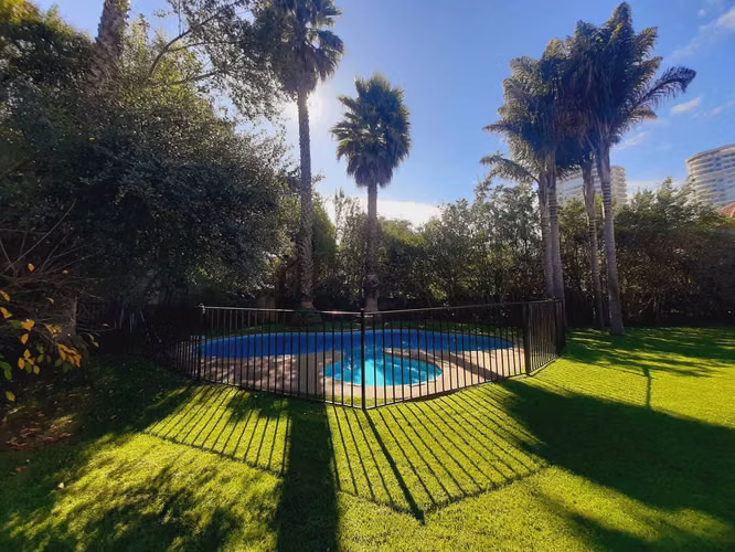 Gran casa y amplio jardín en Las Golondrinas (97694) - Imagen 11