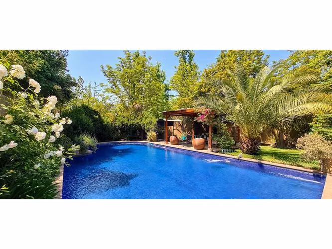 Casa En Venta En Lo Barnechea