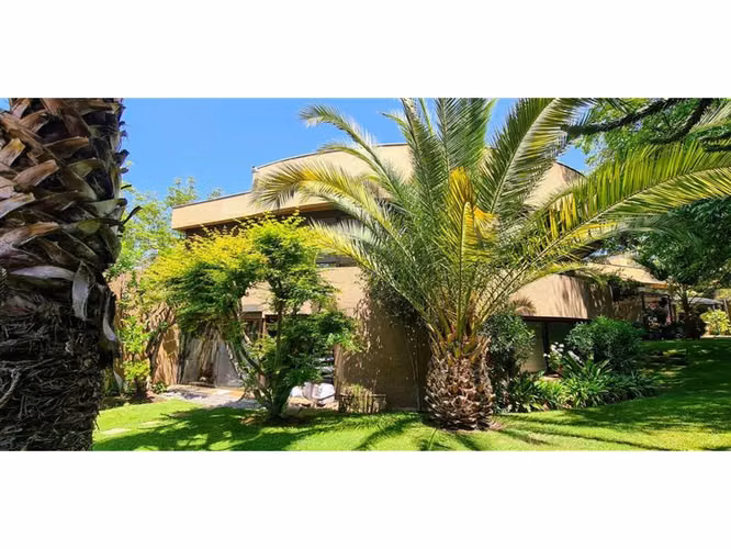 Casa En Venta En Lo Barnechea