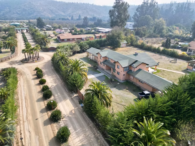 Oportunidad Parcela con Casa en Casablanca  (98343)