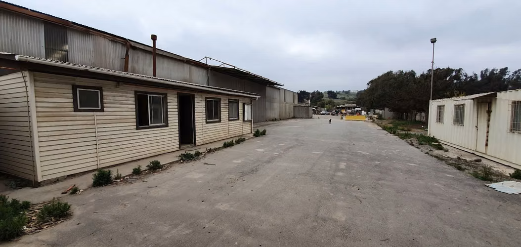 A pasos de rotonda Concón, ZEU PI, industrial inofensiva