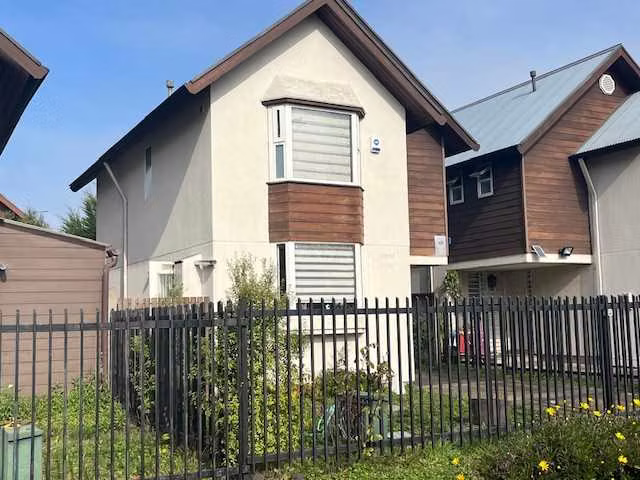 Hermosa Casa Altos del Maipo 4 (99305)