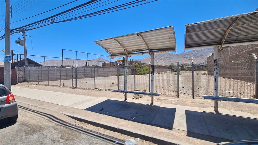 SITIO Terreno en arriendo en Avenida Los Carrera, frente a casino Antay.