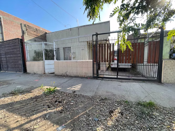 EN VENTA (100011)