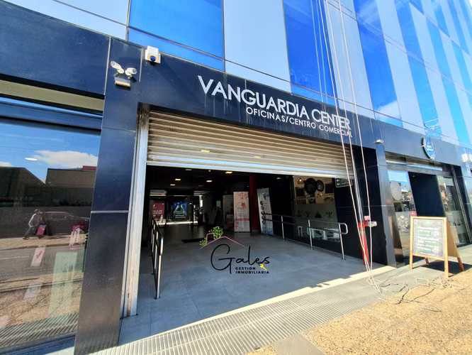 OFICINA, 1 RECIBIDOR, 1 PRIBADO, 1 BAÑO (99347)