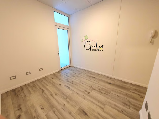 OFICINA, 1 RECIBIDOR, 1 PRIBADO, 1 BAÑO (99347)