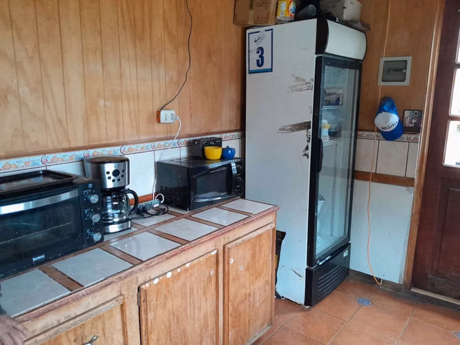 Casa grande y parcela de 1,45 hectáreas en Hornopirén