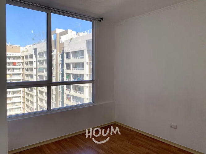 Departamento en Avenida María Rozas Velásquez
