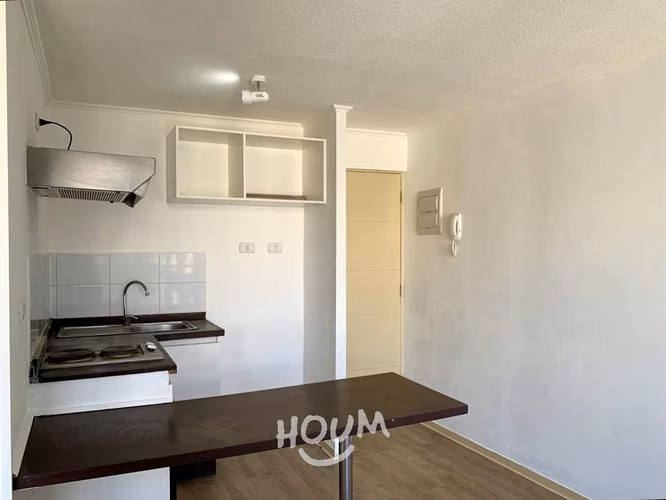 Departamento en Avenida María Rozas Velásquez