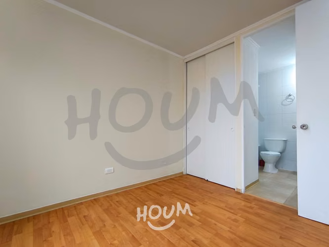 Departamento en Avenida María Rozas Velásquez