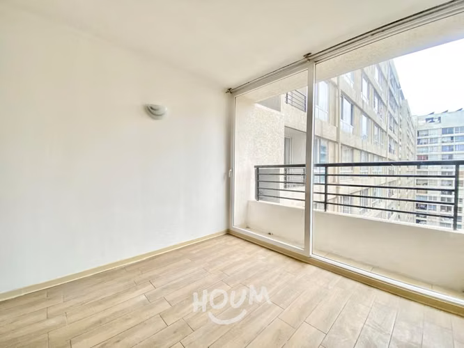 Departamento en Avenida María Rozas Velásquez