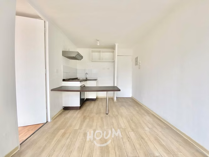 Departamento en Avenida María Rozas Velásquez