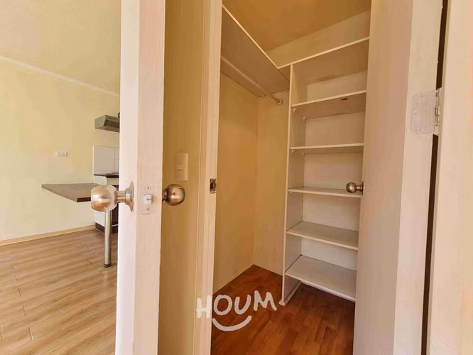 Departamento en Avenida María Rozas Velásquez