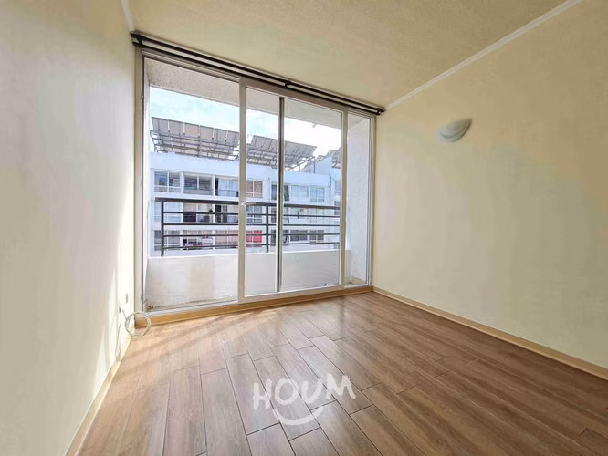 Departamento en Avenida María Rozas Velásquez