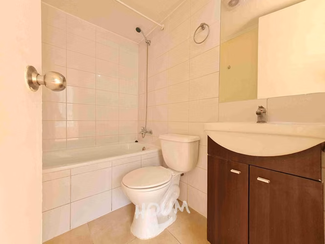 Departamento en Avenida María Rozas Velásquez