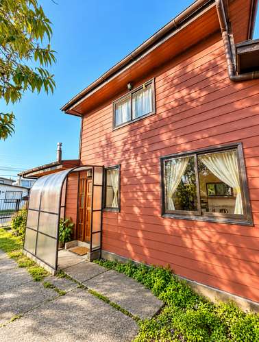 Vendo casa en Isla Teja excelente ubicación y conectividad