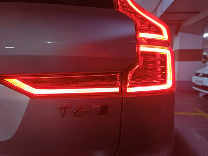 VOLVO XC60 2018