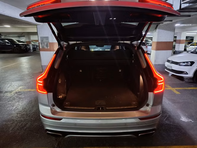 VOLVO XC60 2018