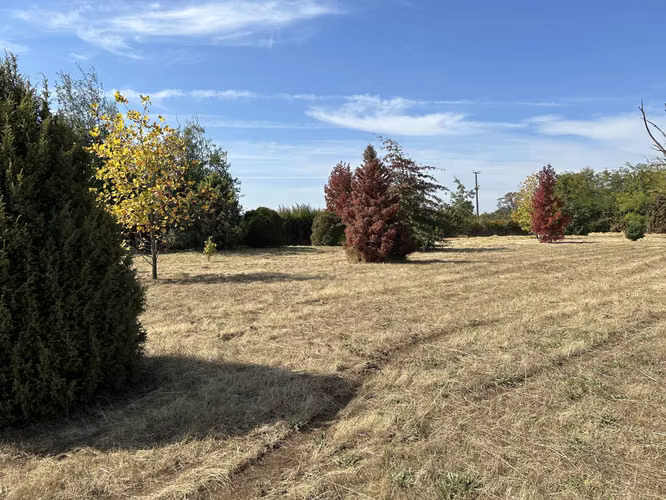 SE VENDE HEROMOSA PARCELA EN LOMAS DE 7 RIOS