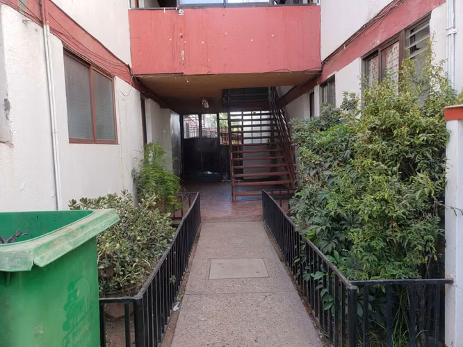 SE VENDE DEPTO. DE 3D 1B LA PINTANA