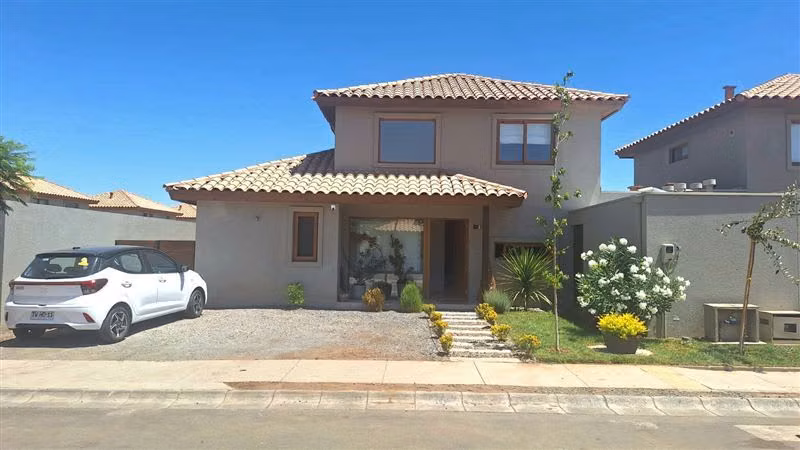 CASA Condominio Los Nidales