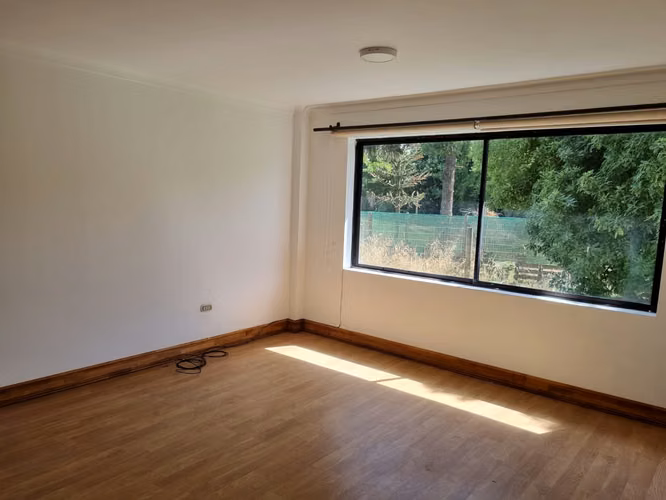 SE VENDE HERMOSA CASA
