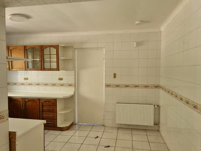 SE VENDE HERMOSA CASA