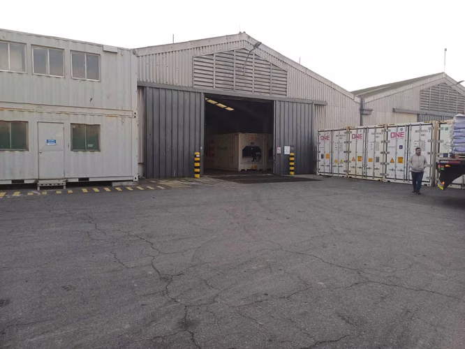BODEGA INDUSTRIAL 1300 M2 (101447)