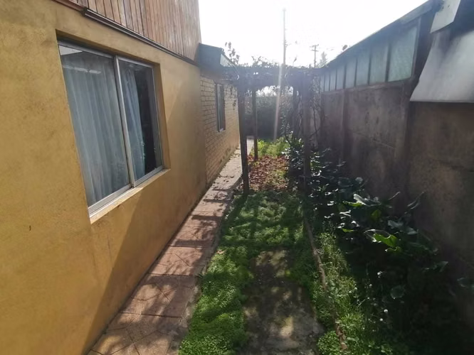 Se Vende Casa 5 Dormitorios en Maipú (101489)